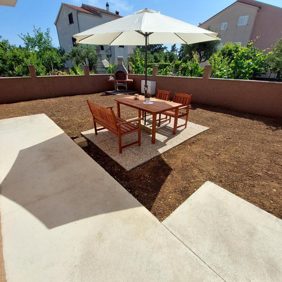 Apartman Lucija *